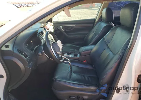 2016 Nissan Altima 2.5 из США, поврежденный, VIN 1N4AL3AP1GC213613